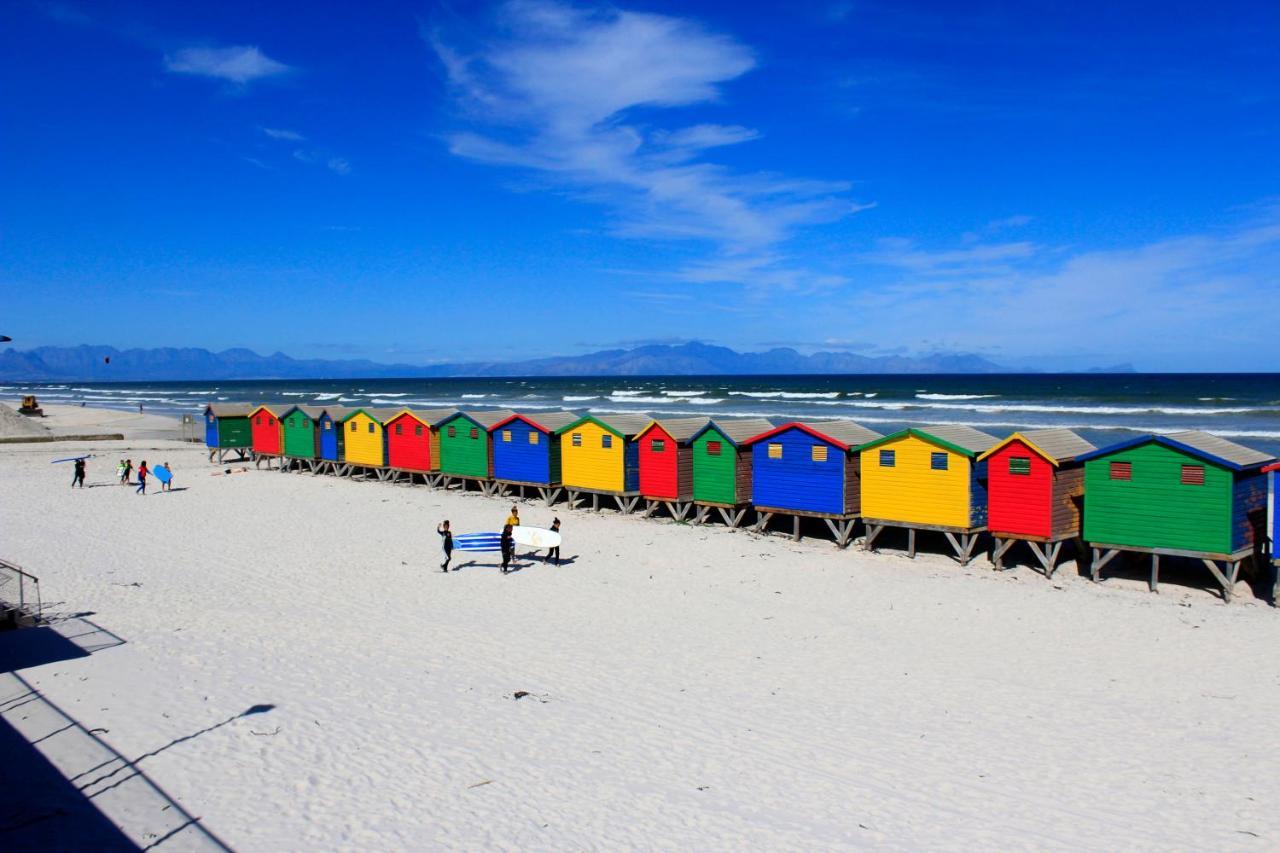 The Place Muizenberg Buitenkant foto